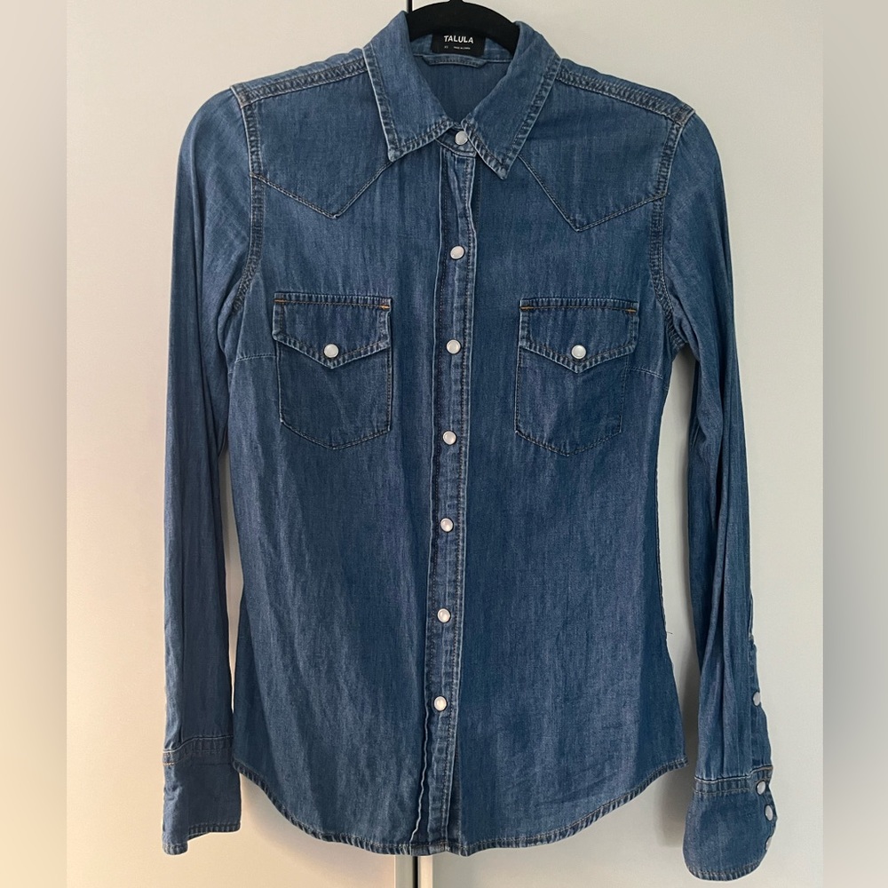 Aritzia Talula Blue Denim Western Style Button Up XS